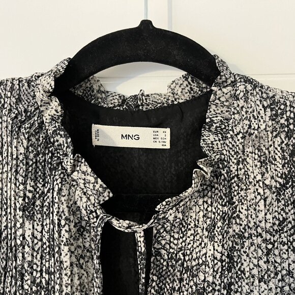 MANGO Skin Print Blouse | Black & White | Size XS - Picture 3 of 3